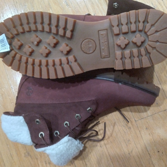 Burgundy Timberland Boots - Picture 3 of 3